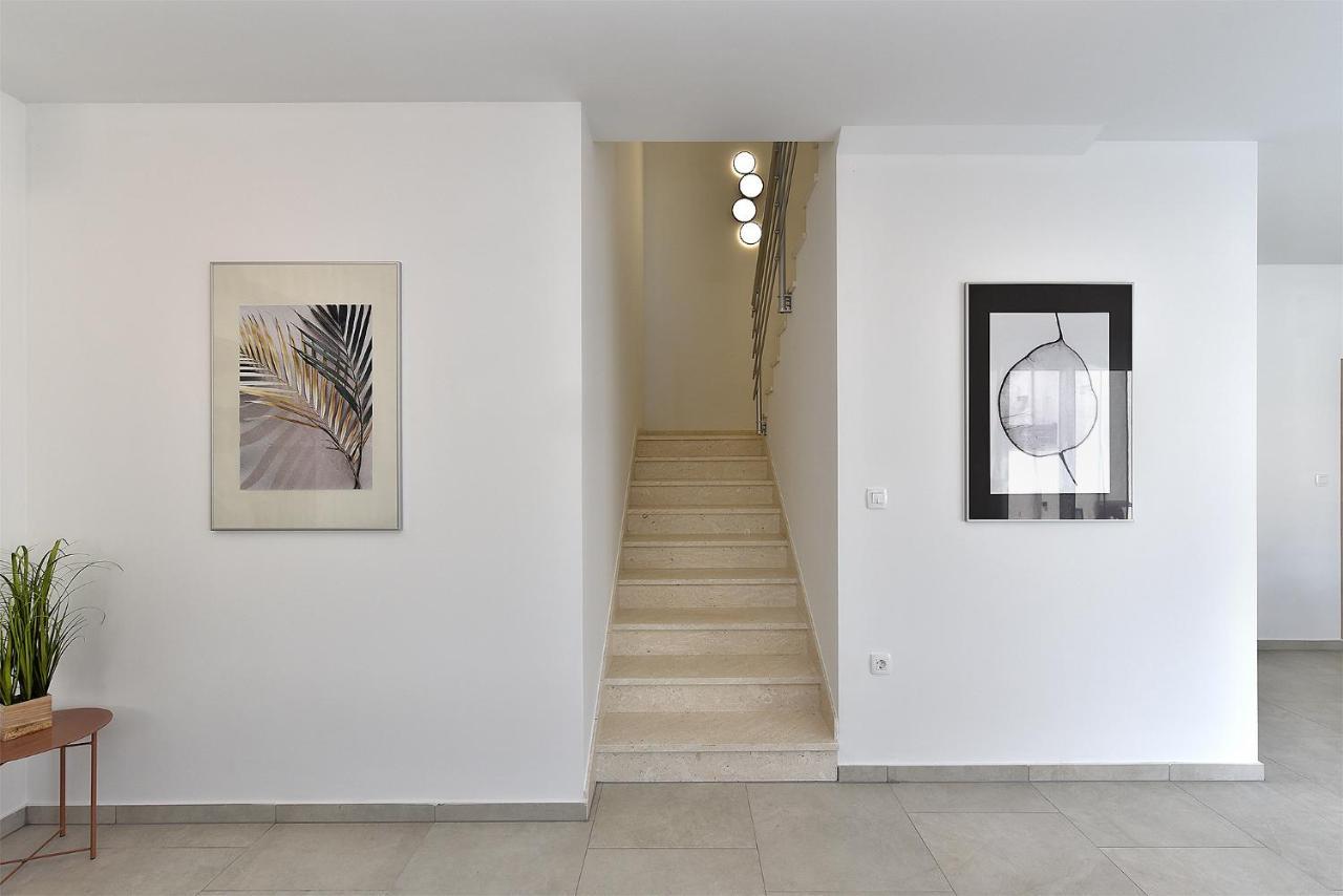 Jlo 2 Mit 4 E-Bikes Villa เปโรย ภายนอก รูปภาพ